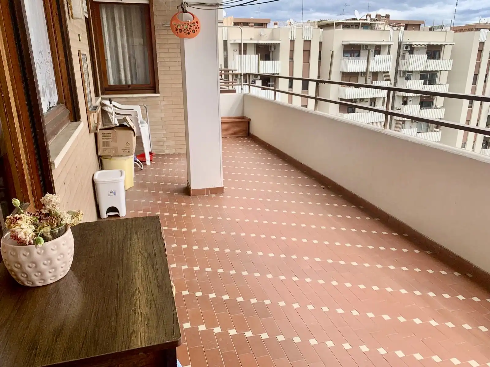 ROMA ATTICO Tor Tre Teste Appartamento ultimo piano due livelli 2 terrazzi.